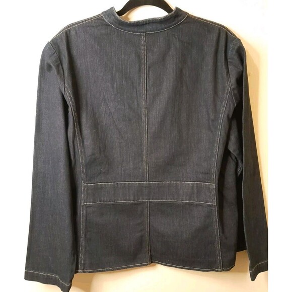 Chico’s Platinum Sz L Blue Dark Wash Denim Jacket - Pockets Covered Buttons NWOT - Picture 11 of 16
